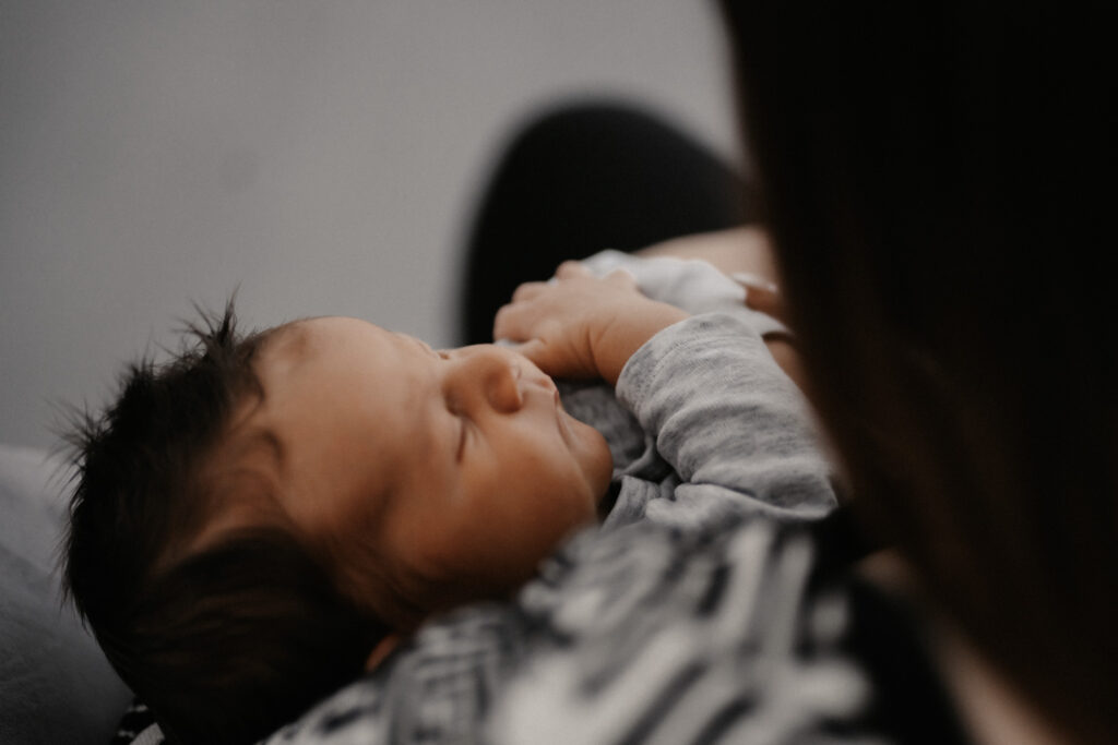 Maedchenzauber-boho-blumen-flowers-Kinder-Spass-Fun-Kinderportrait-Kommunion-Maedchen-Portraitshoot-Kids-Girls-Danksagungskarte