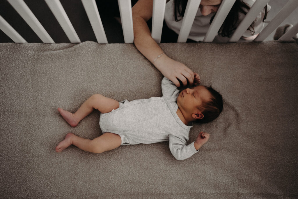 Maedchenzauber-boho-blumen-flowers-Kinder-Spass-Fun-Kinderportrait-Kommunion-Maedchen-Portraitshoot-Kids-Girls-Danksagungskarte