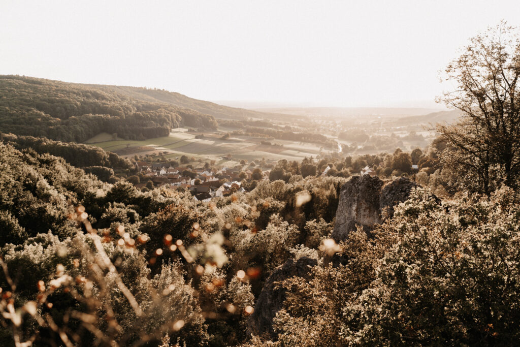 Yoga-brandingfotografie-breathinbreathout-ellertal-yogastockfoto-sichtbarwerden-yoga-business-yogalehrerin-yogastudio-yogaliebe-yoga-und-natur
