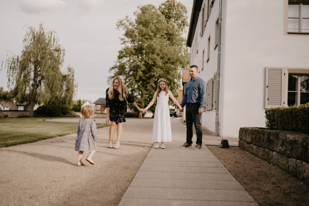 familienshooting-familyshooting-schloss-kommunion-kindershooting-kinderportrait