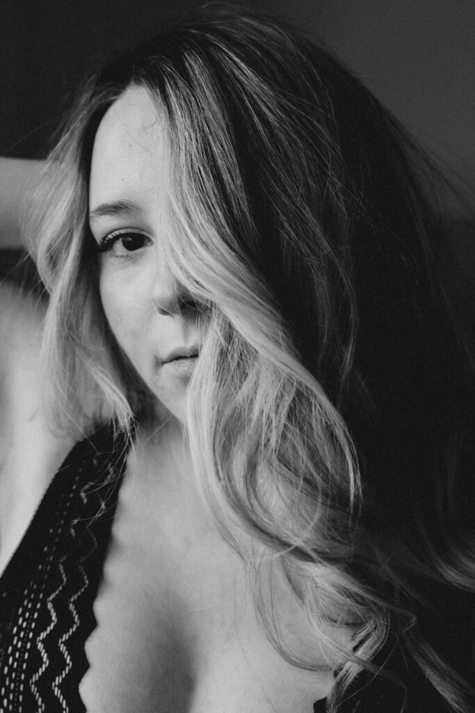 Boudoir Shooting, Sensual Portraits, Portraitfotografin, Women, Frausein, Weiblichkeit, Femme, Bamberg, sinnliche Homestory, Hirschaid