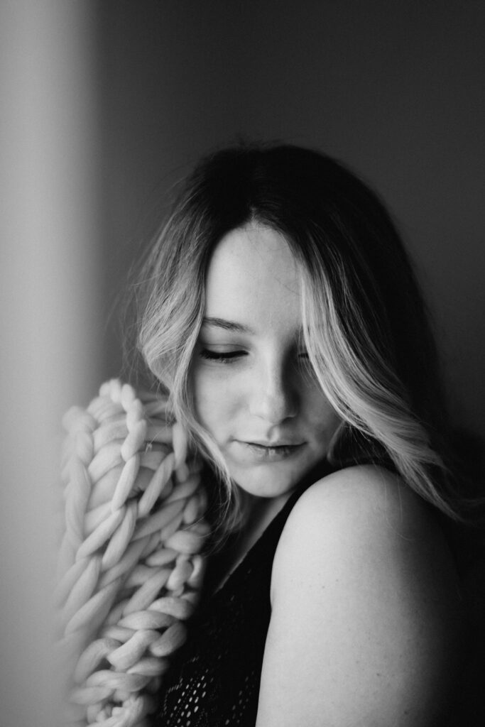 Boudoir Shooting, Sensual Portraits, Portraitfotografin, Women, Frausein, Weiblichkeit, Femme, Bamberg, sinnliche Homestory, Hirschaid