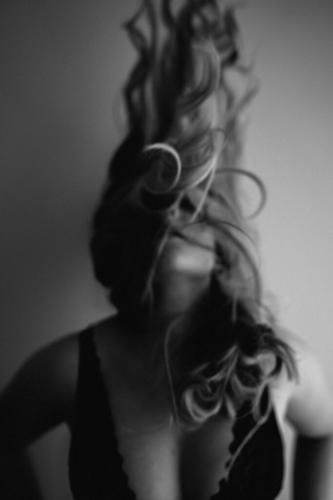 Boudoir Shooting, Sensual Portraits, Portraitfotografin, Women, Frausein, Weiblichkeit, Femme, Bamberg, sinnliche Homestory, Hirschaid