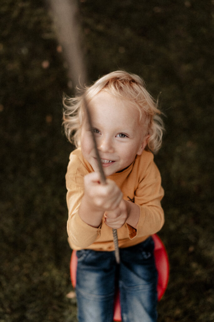 Familienreportage, Familienshooting, Familienfotografie, Kindheitserinnerungen, dokumentarische Familienfotografie