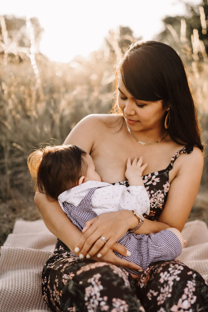 Sonnenuntergangsshooting, Sunsetshooting, Familienshooting, Familienbilder, Familienzeit, Kinderbilder, Familienspaß