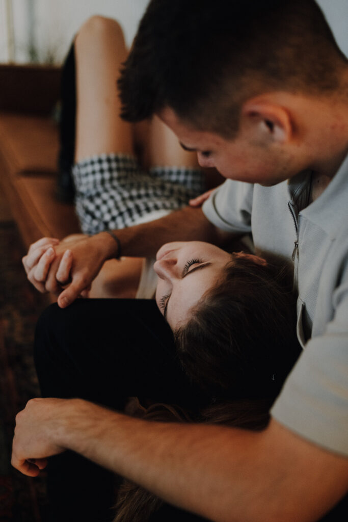 Paarshooting, Paarfotos, Homestory, Designbotschaft, Maria Vetterlein, Liebe, Hirschaid, Bamberg, Paarfotografin