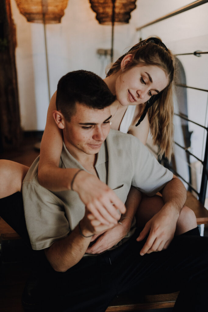 Paarshooting, Paarfotos, Homestory, Designbotschaft, Maria Vetterlein, Liebe, Hirschaid, Bamberg, Paarfotografin