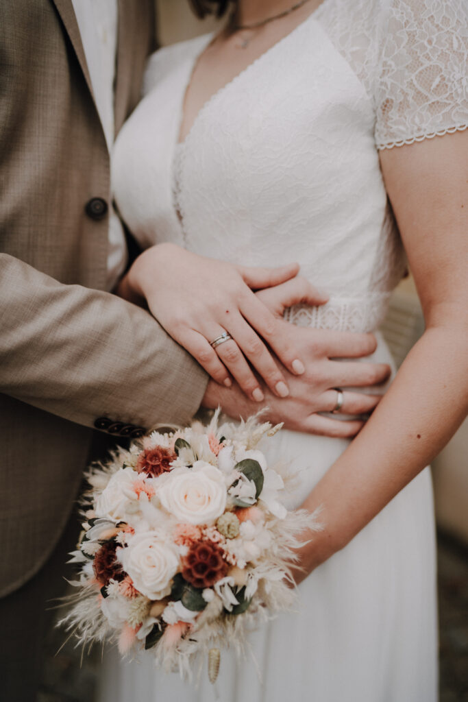 Brautpaarshooting,Schloss Sassanfahrt, Bohowedding, Winterhochzeit, Brautpaarfotos