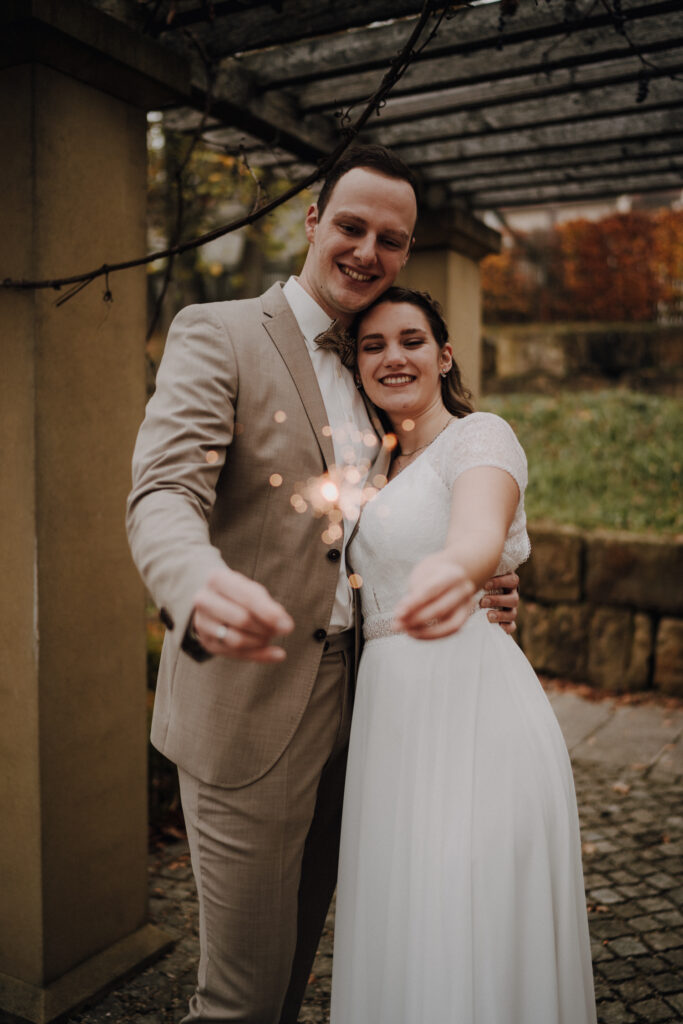 Brautpaarshooting,Schloss Sassanfahrt, Bohowedding, Winterhochzeit, Brautpaarfotos