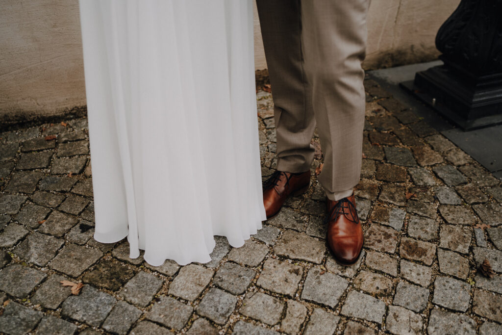 Brautpaarshooting,Schloss Sassanfahrt, Bohowedding, Winterhochzeit, Brautpaarfotos