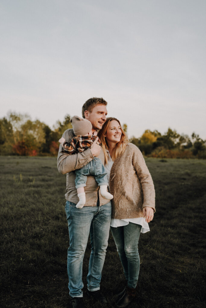 Sonnenuntergang, Sunsetshooting, Familienausflug, Familienspaziergang, Herbstshooting, Goldener Herbst, Familienfotos, Familienzeit, Hirschaid, Regnitz, Regnitztal, Golden Hour, Blue Hour