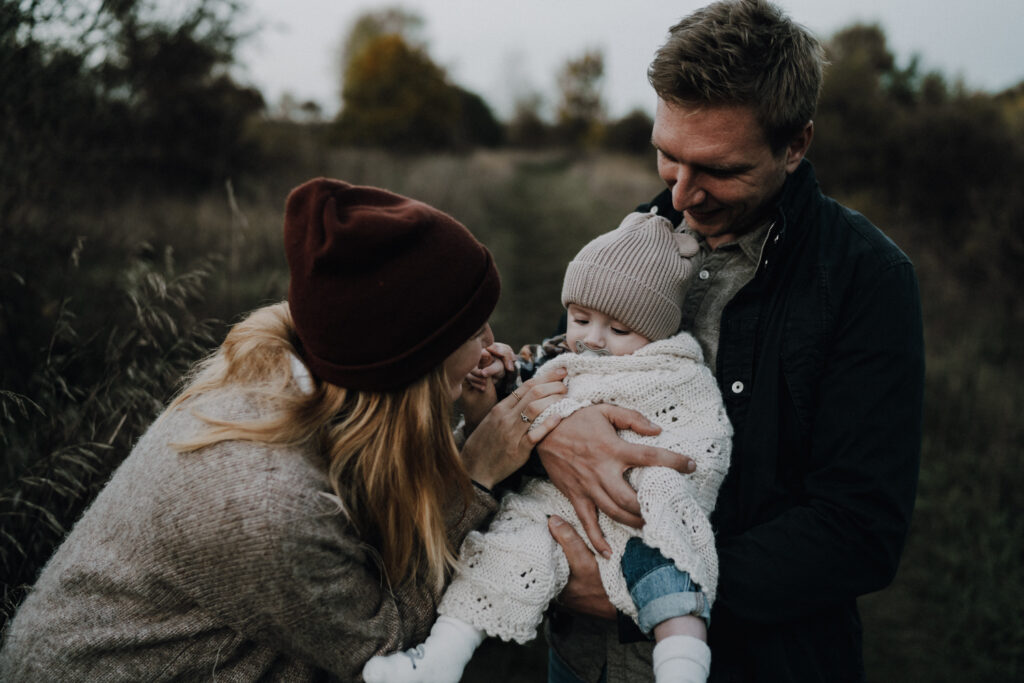 Sonnenuntergang, Sunsetshooting, Familienausflug, Familienspaziergang, Herbstshooting, Goldener Herbst, Familienfotos, Familienzeit, Hirschaid, Regnitz, Regnitztal, Golden Hour, Blue Hour