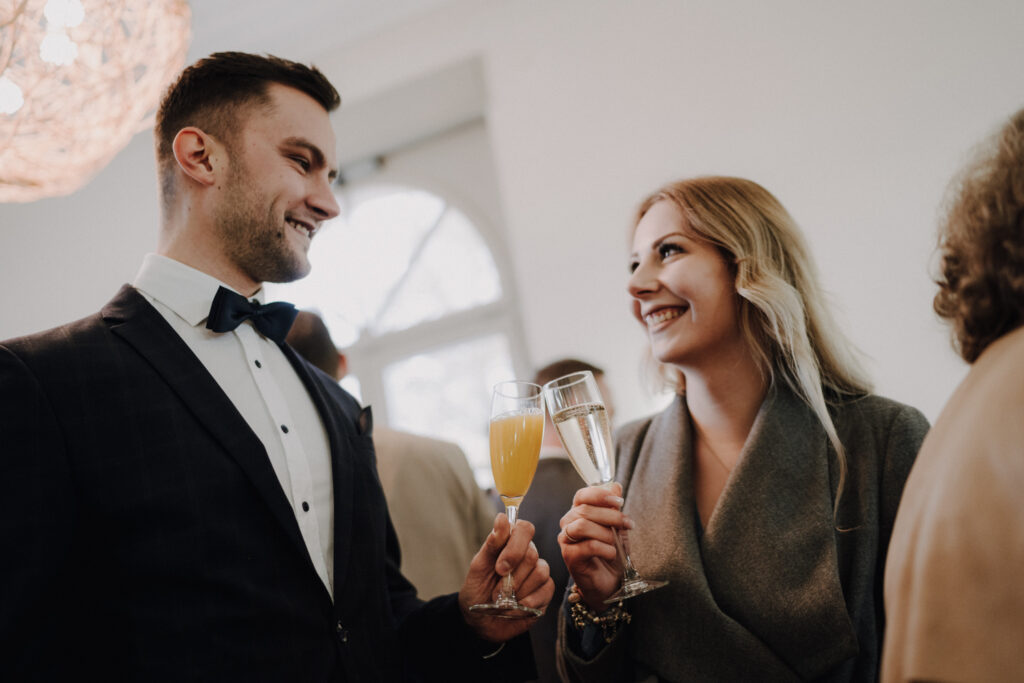 Hochzeitsreportage, standesamtliche Hochzeit, Winterhochezeit, Schloss Sassanfahrt, Bohowedding, Brautpaarfotos