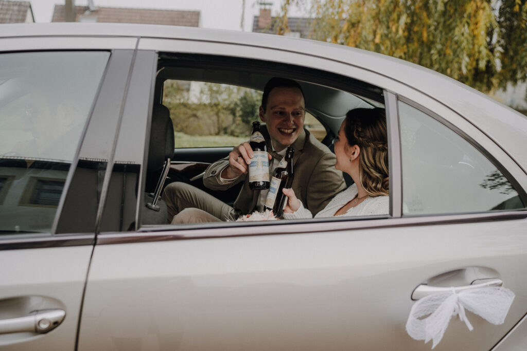 Hochzeitsreportage, standesamtliche Hochzeit, Winterhochezeit, Schloss Sassanfahrt, Bohowedding, Brautpaarfotos