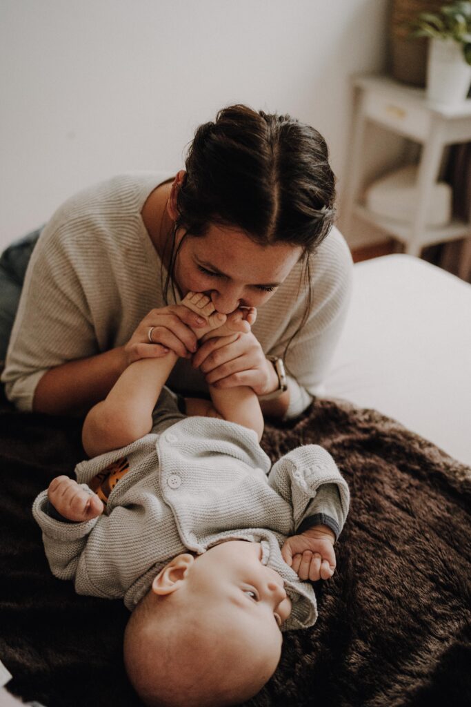 Familienreportage, Familienshooting, Homestory, Elternsein, Edelsteinmomente, Familienzeit, Familienmomente, Alltagsgold, Nürnberg