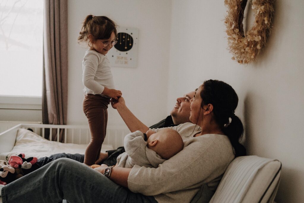 Familienreportage, Familienshooting, Homestory, Elternsein, Edelsteinmomente, Familienzeit, Familienmomente, Alltagsgold, Nürnberg