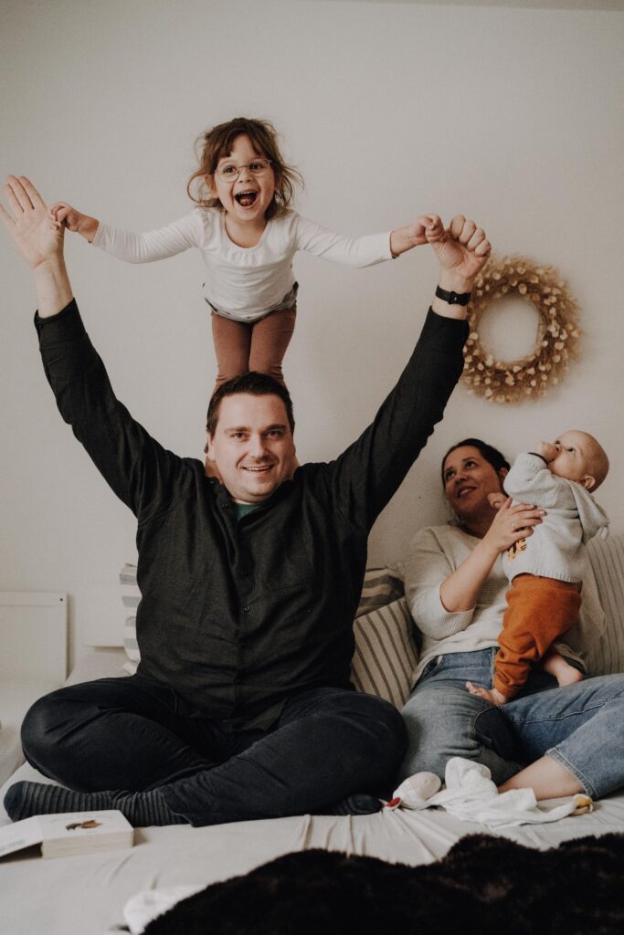 Familienreportage, Familienshooting, Homestory, Elternsein, Edelsteinmomente, Familienzeit, Familienmomente, Alltagsgold, Nürnberg