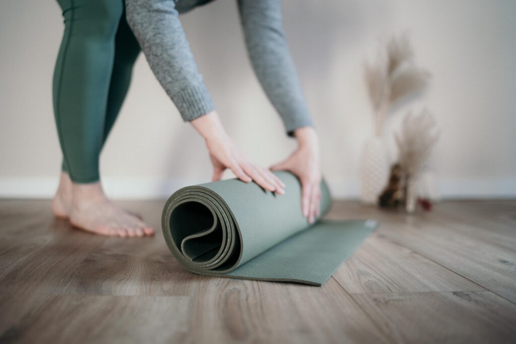 Business Portrait, Personal Branding, Yoga, Yogashooting, Yogalehrerin, Yogastudio, Outdoor Yoga, Indoor Yoga, Rothsee, Schwabach, Anahatalifestyleyoga