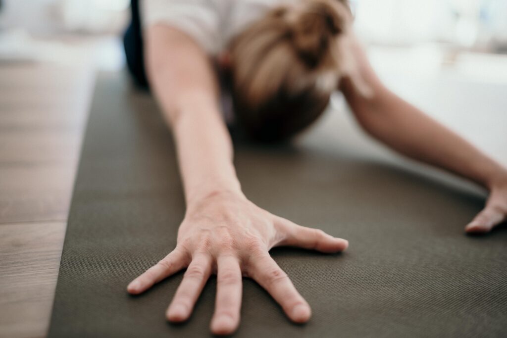 Business Portrait, Personal Branding, Yoga, Yogashooting, Yogalehrerin, Yogastudio, Outdoor Yoga, Indoor Yoga, Rothsee, Schwabach, Anahatalifestyleyoga