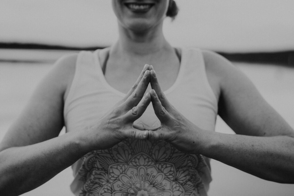 Business Portrait, Personal Branding, Yoga, Yogashooting, Yogalehrerin, Yogastudio, Outdoor Yoga, Indoor Yoga, Rothsee, Schwabach, Anahatalifestyleyoga