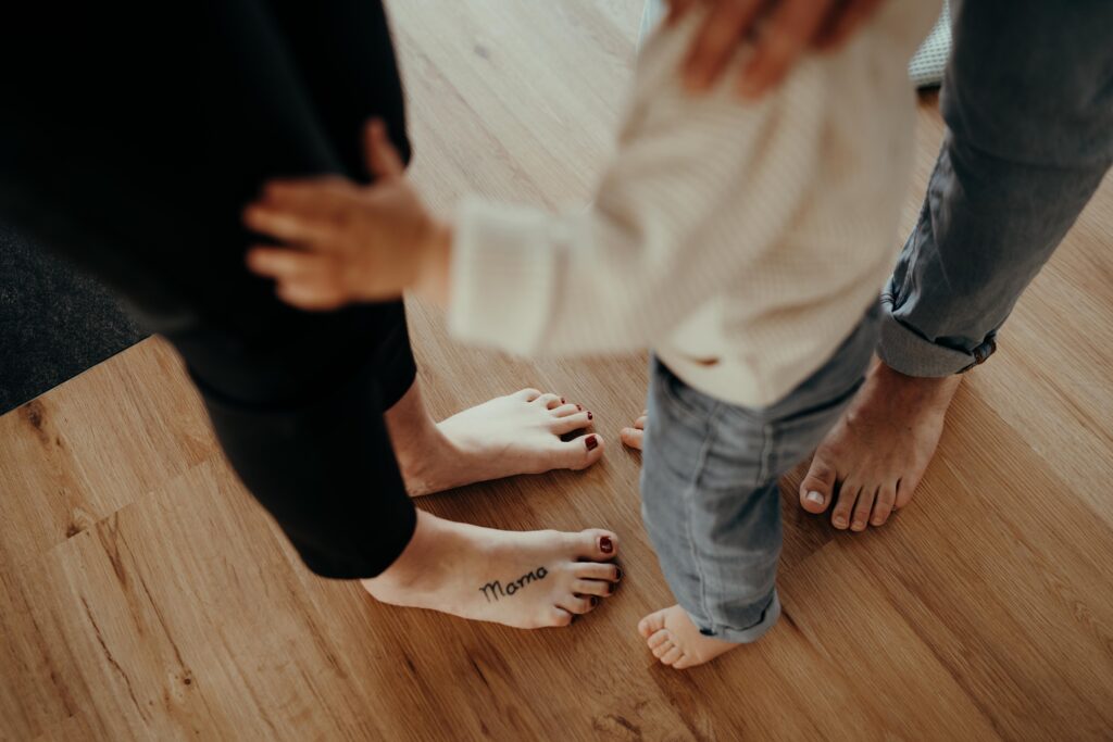 Familie, Alltagsleben, Alltagesgold, Familienshooting, Homestory, Familienreportage, Newbornshooting, Familienbilder, Babybilder, Wochenbett