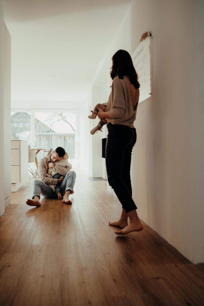 Familie, Alltagsleben, Alltagesgold, Familienshooting, Homestory, Familienreportage, Newbornshooting, Familienbilder, Babybilder, Wochenbett