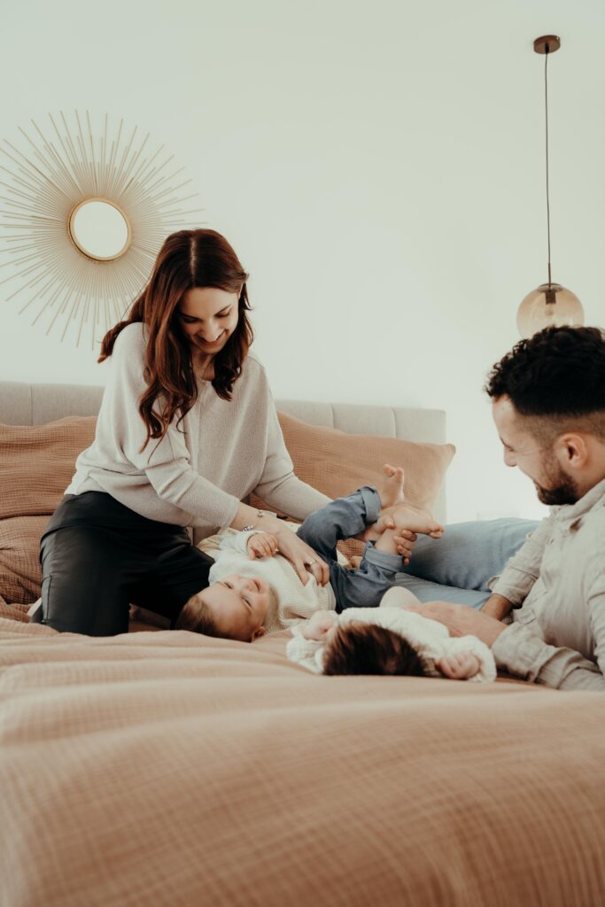 Familie, Alltagsleben, Alltagesgold, Familienshooting, Homestory, Familienreportage, Newbornshooting, Familienbilder, Babybilder, Wochenbett