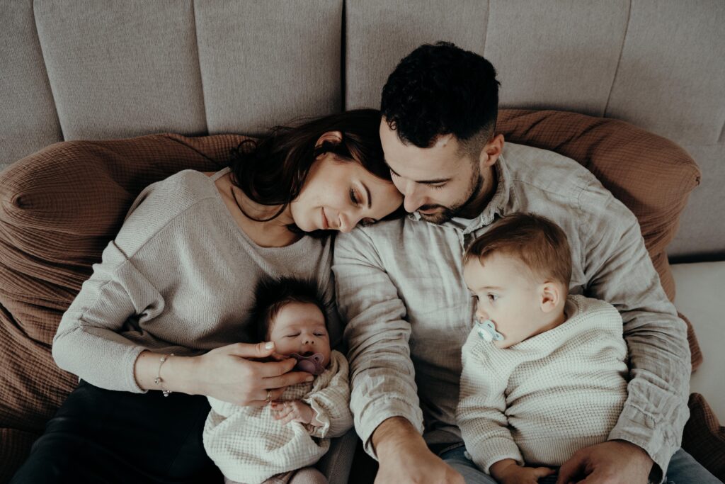 Familie, Alltagsleben, Alltagesgold, Familienshooting, Homestory, Familienreportage, Newbornshooting, Familienbilder, Babybilder, Wochenbett