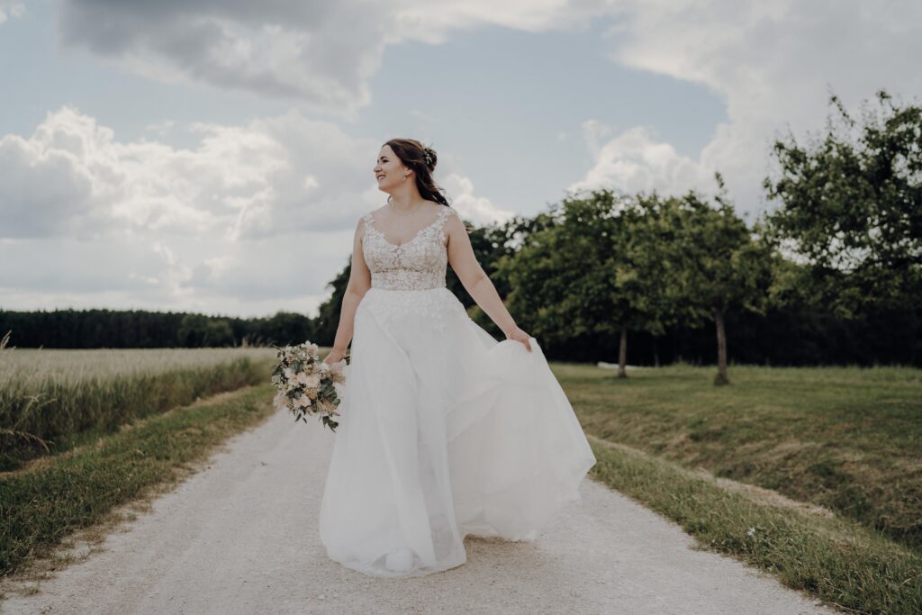 Brautpaarshooting-just-married-Braut-und-Braeutigam-Afterwedding-Shooting-wedding-shooting