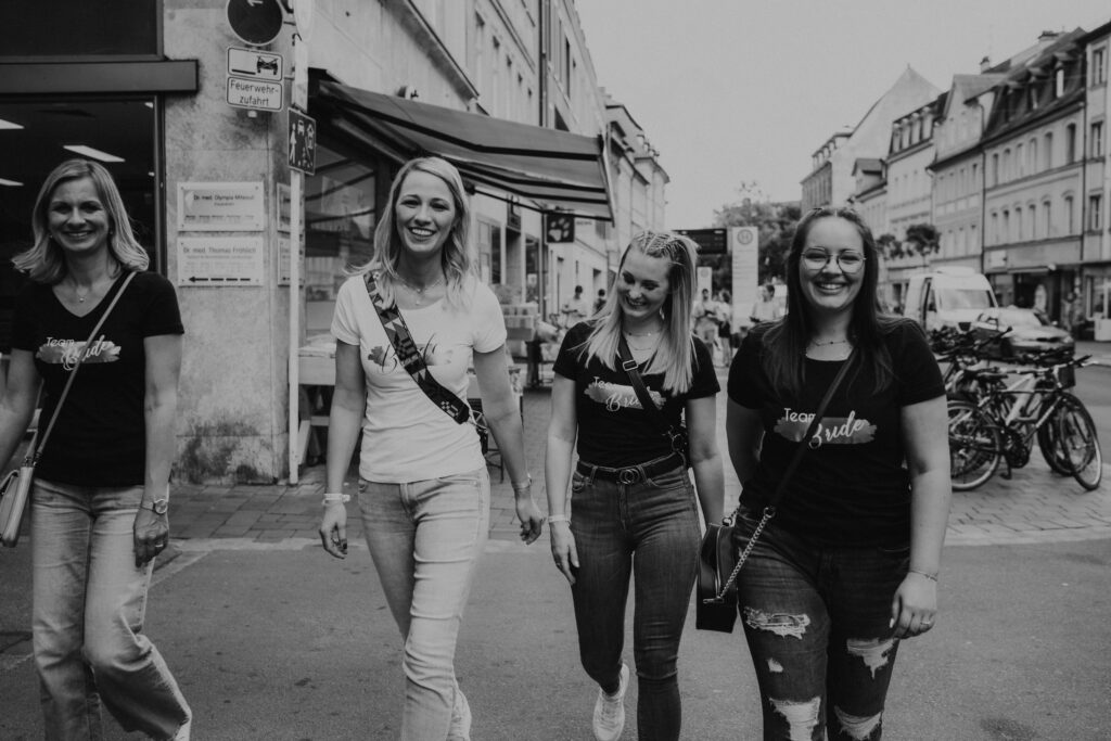 JGA_BFF_Junggesellinenabschied_Fotoreportage_Bamberg_Bride-to-be_Best-Friends-Forever_Maedelspower_GIRLPOWER