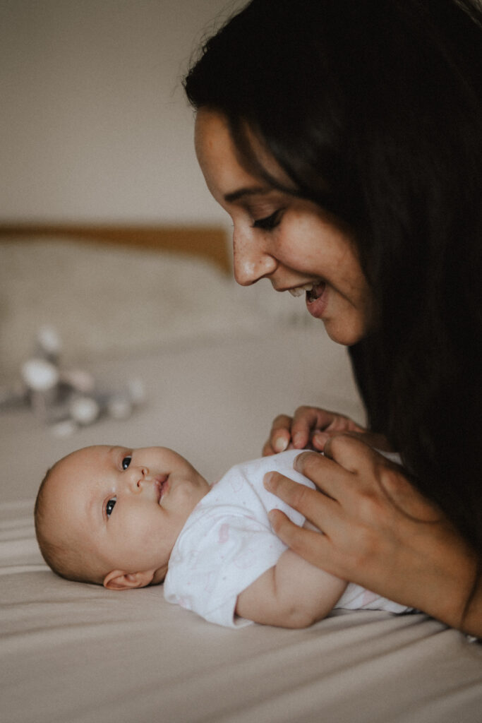 Homestory, Hellobaby, Newborn, Familienrepotage, Baby, Familienshooting, Welcomebaby, Babyfotografie