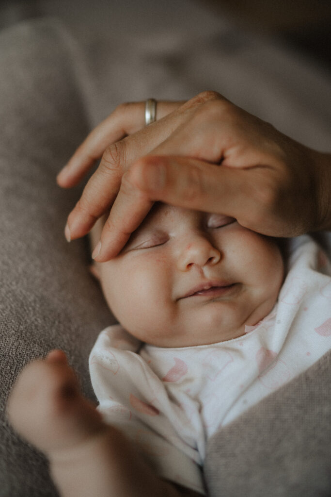 Homestory, Hellobaby, Newborn, Familienrepotage, Baby, Familienshooting, Welcomebaby, Babyfotografie