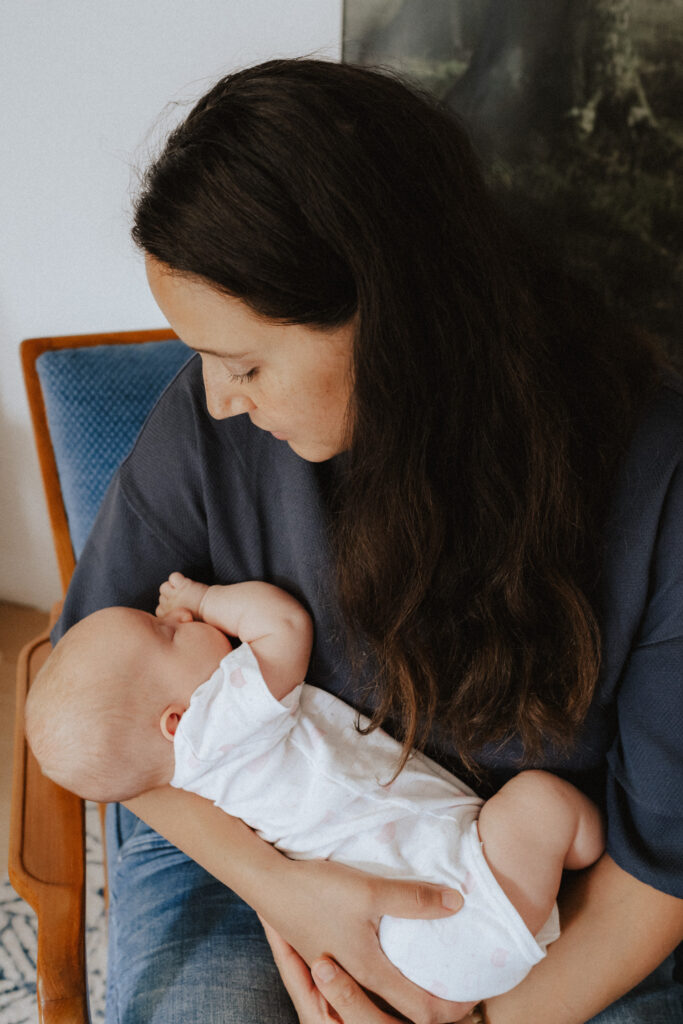 Homestory, Hellobaby, Newborn, Familienrepotage, Baby, Familienshooting, Welcomebaby, Babyfotografie