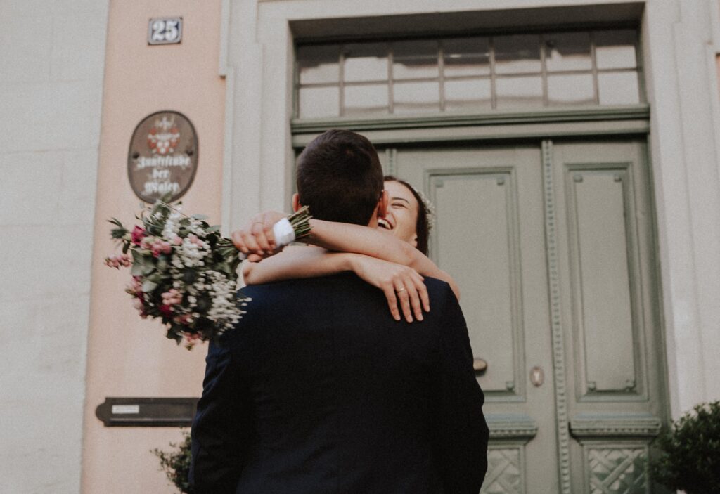 Urban Wedding, Brautpaarshooting, Bamberg, Isabel&Paul, Altstadt, Retroflair, Motion, Cityflair