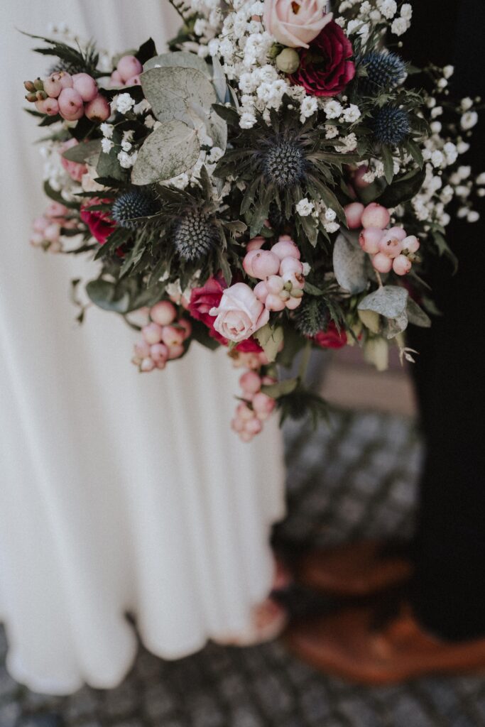 Urban Wedding, Brautpaarshooting, Bamberg, Isabel&Paul, Altstadt, Retroflair, Motion, Cityflair