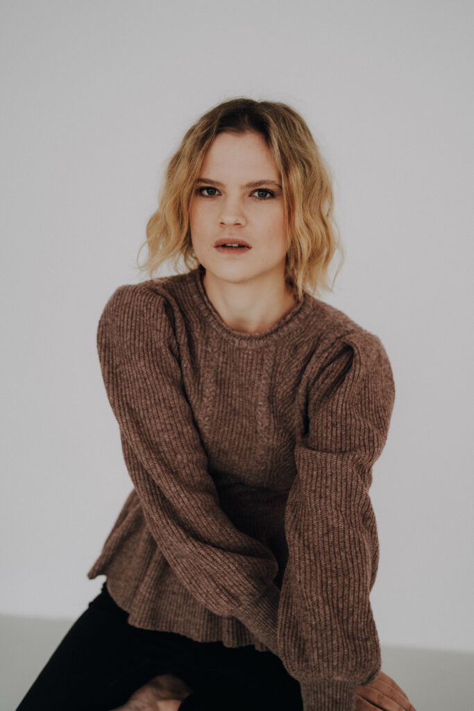 Studioportraits-Tageslichtsrudio-Striwa-Lichtenfels-Portraitshooting