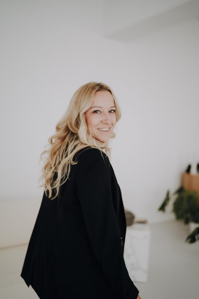 Businessportrait, Brandingportraits, Businesshooting, Portfolioshooting, Sabrinasküchenreich, Striwa, Tageslichtstudio, Lichtenfels