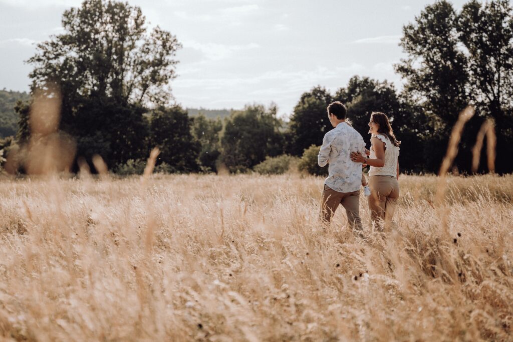 Familienshooting, Sommerwiese, Sonnenuntergang, Familienausflug, Regnitztal