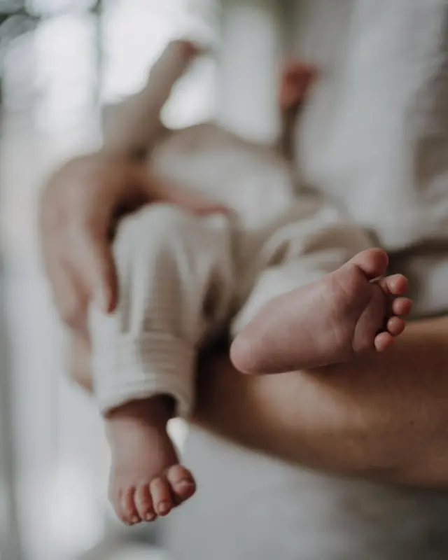 Familienglück 🧡

#newbornhomestory 
#familienreportage 
#neugeborenenfotografie 
#kleineswunder